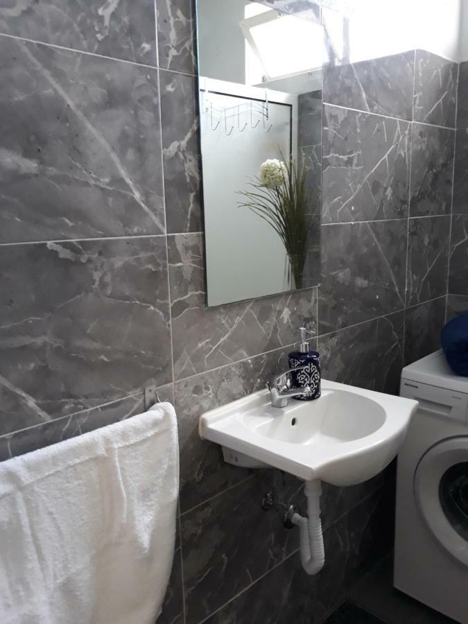 Apartamentos America - Blue Sea II ฟุงชาล ภายนอก รูปภาพ